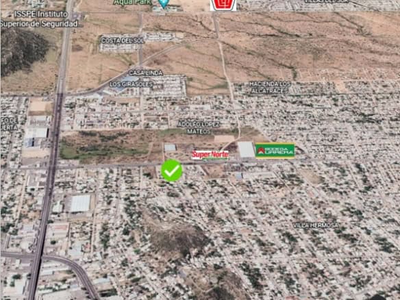 Terreno comercial en venta cerca de supermercados y áreas residenciales en Fompo Bienes Raíces Comerciales. Oportunidad de inversión en ubicación estratégica con fácil acceso a servicios y comercios.