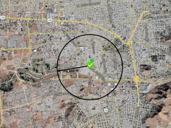 Radio 1500 metros, 16,086 inmuebles en venta o renta en la zona, excelente oportunidad de inversión en bienes raíces comerciales en la mejor ubicación del área.