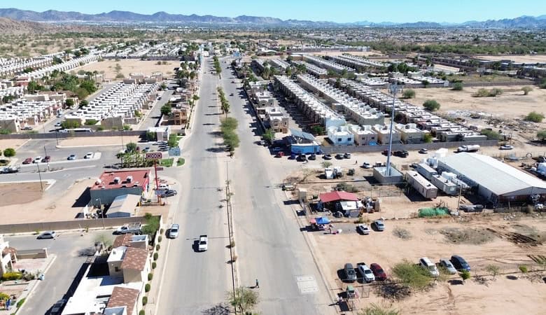 Amplias propiedades comerciales en zona estratégica para inversión en bienes raíces. Fompo bienes raíces comerciales ofrece las mejores opciones para desarrollar su negocio.
