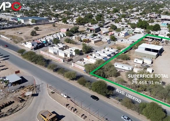 2. Amplia parcela de terreno comercial en venta con superficie de 9,464.91 m², ideal para proyectos inmobiliarios, oficinas o comercio cercano al Blvd. Libertad y zonas urbanas en crecimiento.
