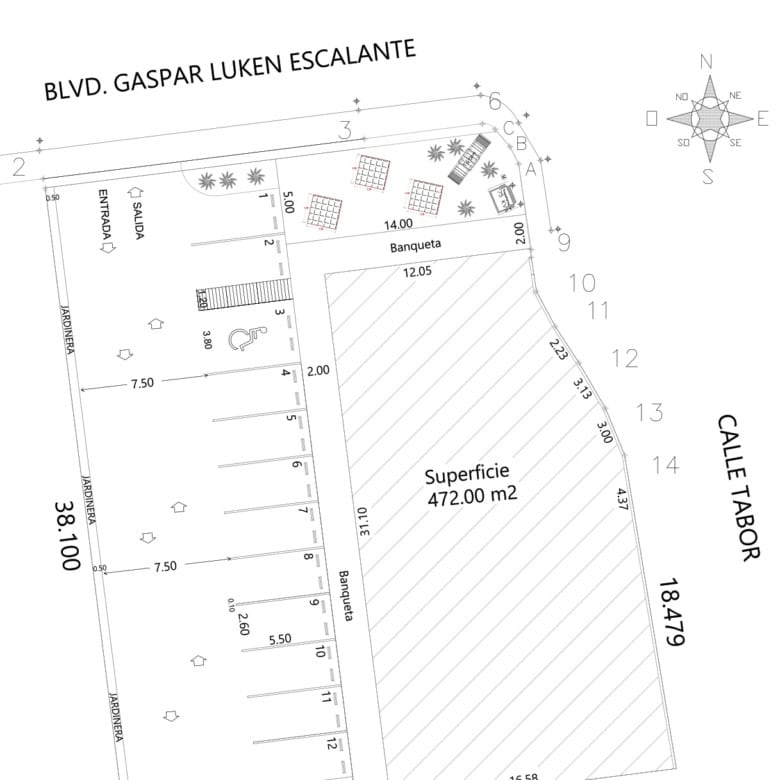 Espacios de venta y oficinas para inmuebles comerciales, incluyendo áreas de parking y diseño de terreno para bienes raíces comerciales.
