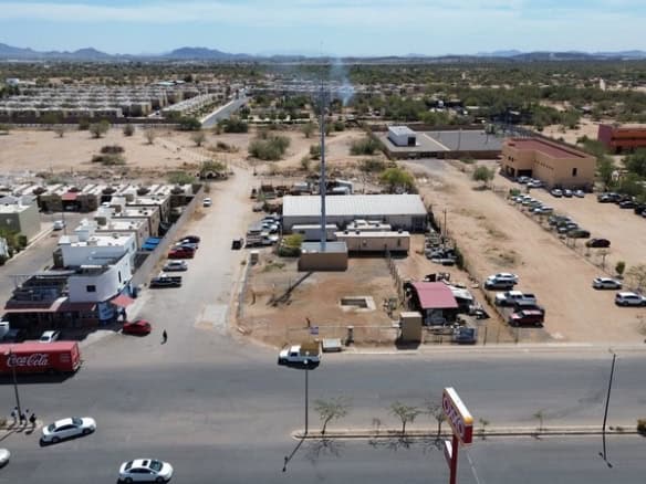 Fompo bienes raíces comerciales, propiedad en venta en zona industrial, oportunidades de inversión en bienes raíces comerciales en Chihuahua, espacio para negocios y oficinas.