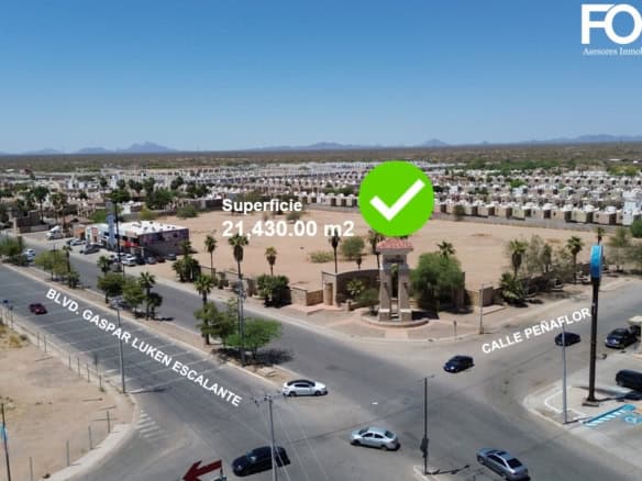 Amplia superficie comercial en venta en Mazatlán, ubicada en una zona estratégica con 21,430 m², ideal para inversión y desarrollo de negocios, cerca de calles principales y con buen acceso vial.