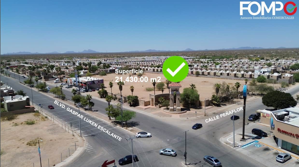 Vista frontal Amplia superficie comercial en venta en Mazatlán, ubicada en una zona estratégica con 21,430 m², ideal para inversión y desarrollo de negocios, cerca de calles principales y con buen acceso vial.